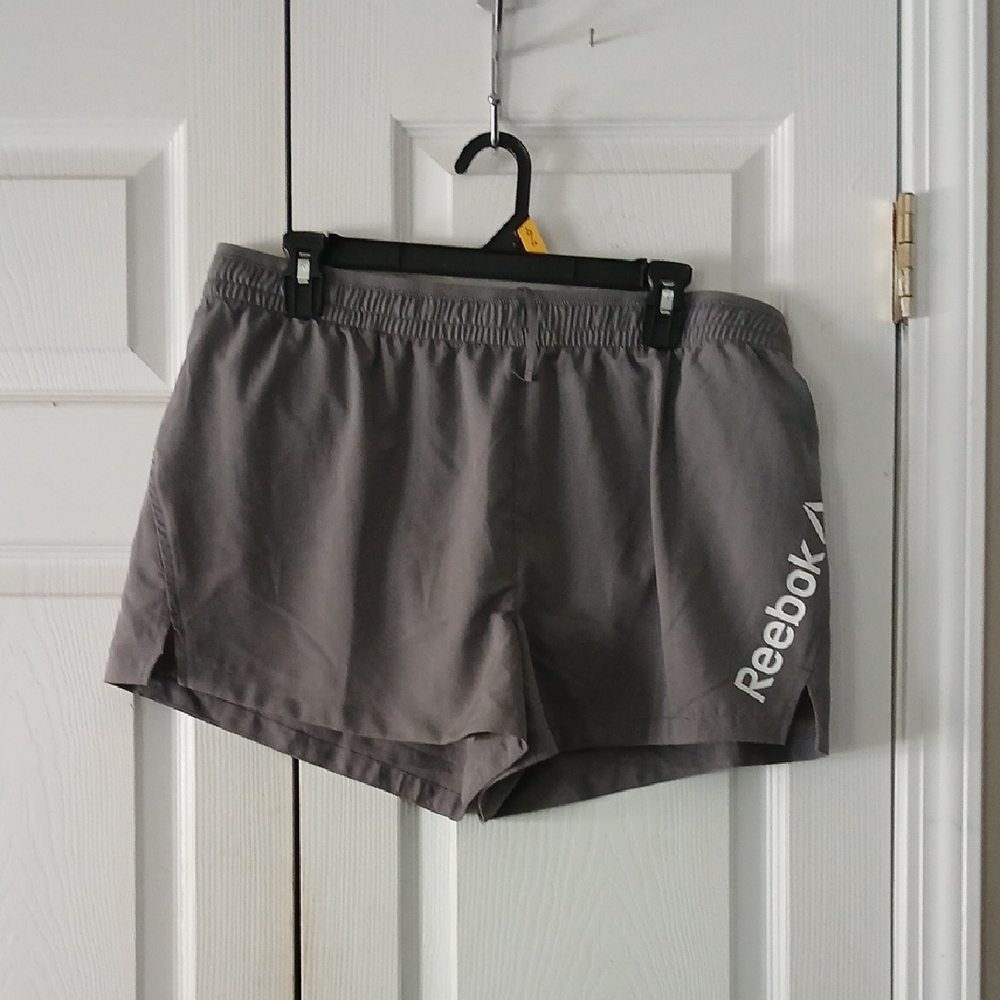 Reebok light gray lightweight athletic staple short  Sz XXL NWOT